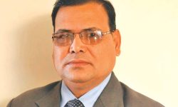 महरालाई कारबाही गर्दै नेकपा