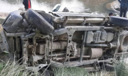 नेकपाकी सचेतक शान्ता चौधरी चढ्ने गाडी सडकबाट सय मिटर तल खस्यो