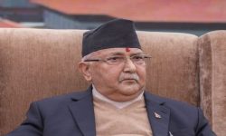 सल्लाहकारलाई घोक्रेठ्याक लगाए प्रधानमन्त्री ओलीले