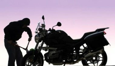 मोटरसाइकल चोरी गर्ने ११ पक्राउ