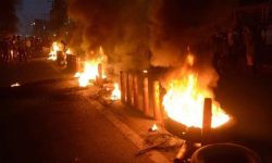 भारतको असममा प्रदर्शनकारीमाथि गोली प्रहार