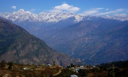 जुगल हिमशृङ्खलाको दृश्य