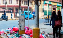 थप चुनौतिपूर्ण बन्दै काठमाडौँको फोहर व्यवस्थापन