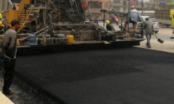 मापदण्डको आधाभन्दा कम चौडाइमा कालोपत्र