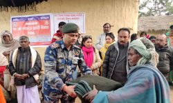 विष्णु सरस्वती फाउण्डेसनद्वारा कम्वल वितरण