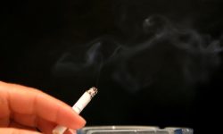 नियमित चुरोट सेवन गर्नेहरूलाई मुटु रोगको अत्यधिक जोखिम