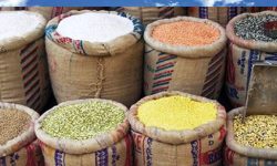 मनाङमा खाद्यान्न अभाव, थोराङ्लाबाट ल्याइयो