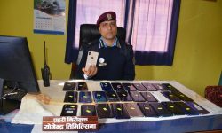 राजश्व छली गरी ल्याइएका मोबाइल बरामद