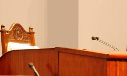 पेचिलो बन्दै सभामुख चयन