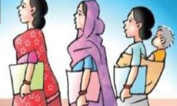 साक्षरता कक्षा सञ्चालन गर्दै लहान नगरपालिका