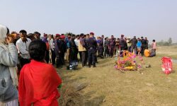 जलाउन लागेको महिलाको शव प्रहरीको नियन्त्रणमा