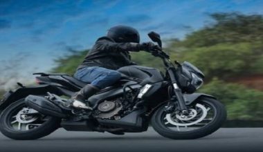 बजाज  ‘डोमिनार ४००’ को  मूल्य  ह्वात्तै  घट्यो