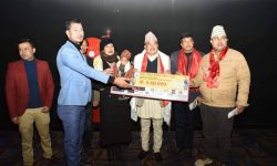 ‘सेल्फी किङ्ग’को विशेष शोबाट कलाकार मनोजलाई सहयोग