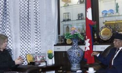 अध्यक्ष प्रचण्ड र बेलायती राजदूत पोलिटबीच भेटवार्ता