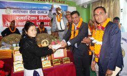 आश्रमलाई सहयोग