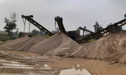 अवैध दश बालुवा प्रशोधन केन्द्र भत्काइयो