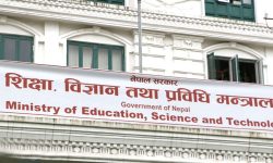 कोरोनाबाट प्रभावित १४ जिल्लामा विद्यालय बन्दको निर्णय डीसीसीएमसीले गर्ने