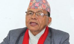 सञ्चारकर्मीले सरकार र राज्यलाई सही दिशानिर्देश गर्नुपर्छ : मन्त्री गिरी
