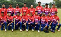 इस्टर्न रिजन टि–ट्वान्टीमा नेपाल थाइल्यान्डविरुद्ध बलिङ गर्दै