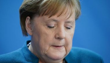 कोरोना : जर्मन चान्सलर एञ्जेला क्वारन्टाइनमा