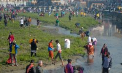 सांकेतिक रुपमा बागमति सफा गरिदै