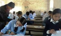 दुर्गमका परीक्षार्थीलाई घर फर्कन सकस