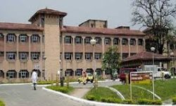 धरानको बिपी प्रतिष्ठानबाट कोरोना परीक्षण शुरु