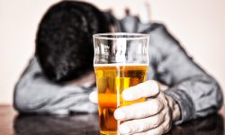 धनुषामा घरेलु रक्सी पिउँदा १२ जनाको मृत्यु, ७ जना पक्राउ