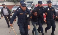 नेकपा अध्यक्ष प्रचण्डमाथि जुत्ता प्रहार