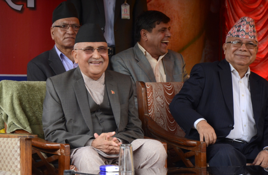 प्रधानमन्त्री ओलीसामु माधव नेपालको यस्ताे खुलासा