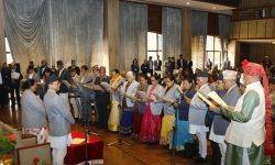 १९ सदस्य मध्ये १८ जनाले लिए शपथ को को भए माननीय ?