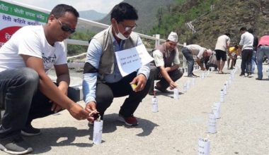 पश्चिम सेतीको खोजी गर्दै डोटीमा दिउँसै बालियो ७५० टुकी