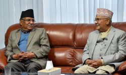 नेकपाका अध्यक्षद्वय ओली र दाहालबीच छलफल