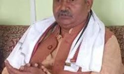 श्रम मन्त्री यादव अस्पतालमा