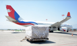 चीनबाट स्वास्थ्य सामग्री ल्याउन सेनाको ढिलाइ