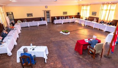 संविधान संशोधनका पक्षमा उभिन प्रधानमन्त्री ओलीको आग्रह