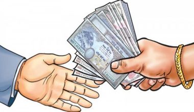 १७ लाख रुपैयाँ घुस लिँदा…