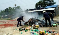 न्यू वर्षा सप्लार्यसको सामानमा स्थानीयद्वारा आगजनी