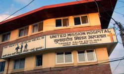 एक व्यक्तिको मृत्यु भएपछि पाल्पा अस्पतालका डाक्टरसहित १९ स्वास्थ्यकर्मी सेल्फ क्वारेन्टिनमा