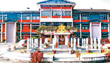 त्रिविमा अनलाइन पठनपाठनः  स्नातकका विद्यार्थीको अत्तोपत्तो छैन