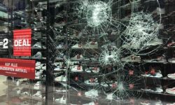 जर्मनीमा लुटपाट मच्चियो : प्रहरीमाथि शिशा प्रहार, गाडीमा तोडफोड र आगजनी