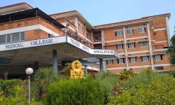 दुई बिरामीमा कोरोनाको सङ्क्रमण देखिएपछि कोहलपुर शिक्षण अस्पताल बन्द