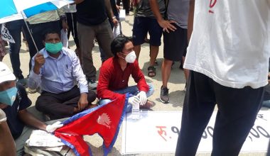 चर्को दमन पश्चात झनै बढ्यो सरकारविरुद्ध प्रदर्शन