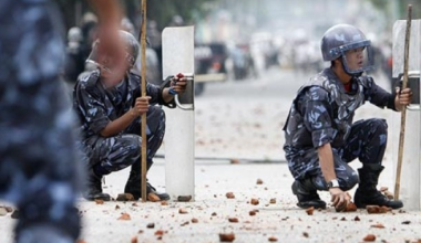 वडाध्यक्षका छोरालाई नियन्त्रणमा लिन खोज्दा प्रहरीमाथि ढुङ्गामुढा