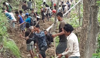 प्रधानमन्त्री रोजगार कार्यक्रम अन्तर्गत बाटो निर्माण गरिँदै