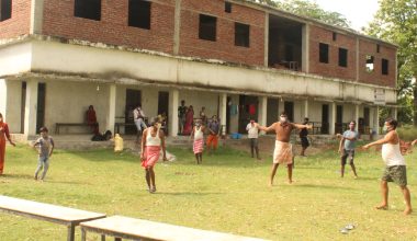 कोरोना सङ्क्रमित नाच्दै