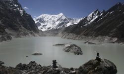 खासाको हिमताल फुट्ने खतरा भन्दै भोटेकोसीका जनतालाई सुरक्षित रहन प्रशासनको आग्रह