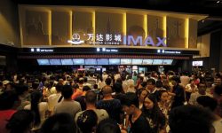 काेराेना फैलिएसँगै चीनमा बन्द रहेका सिनेमाघर खुल्न थाले