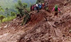 सिसुवा पहिरोकाे उच्च जोखिममा परेका ७३ घर सुरक्षित स्थानमा सारियो