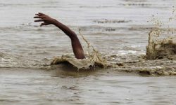 खोलाले बगाउँदा  बेपत्ता